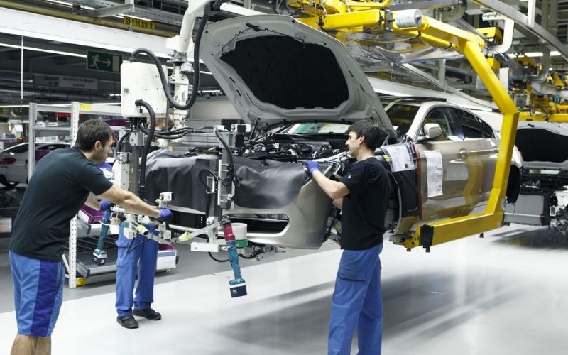 Career Advancement: Landing Your Dream Job with Automotive Production Job Placement Agencies